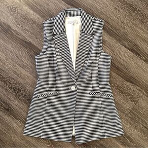 Donna Degnan gingham vest